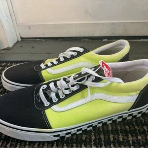 Vans, mens size 13, green/black/white